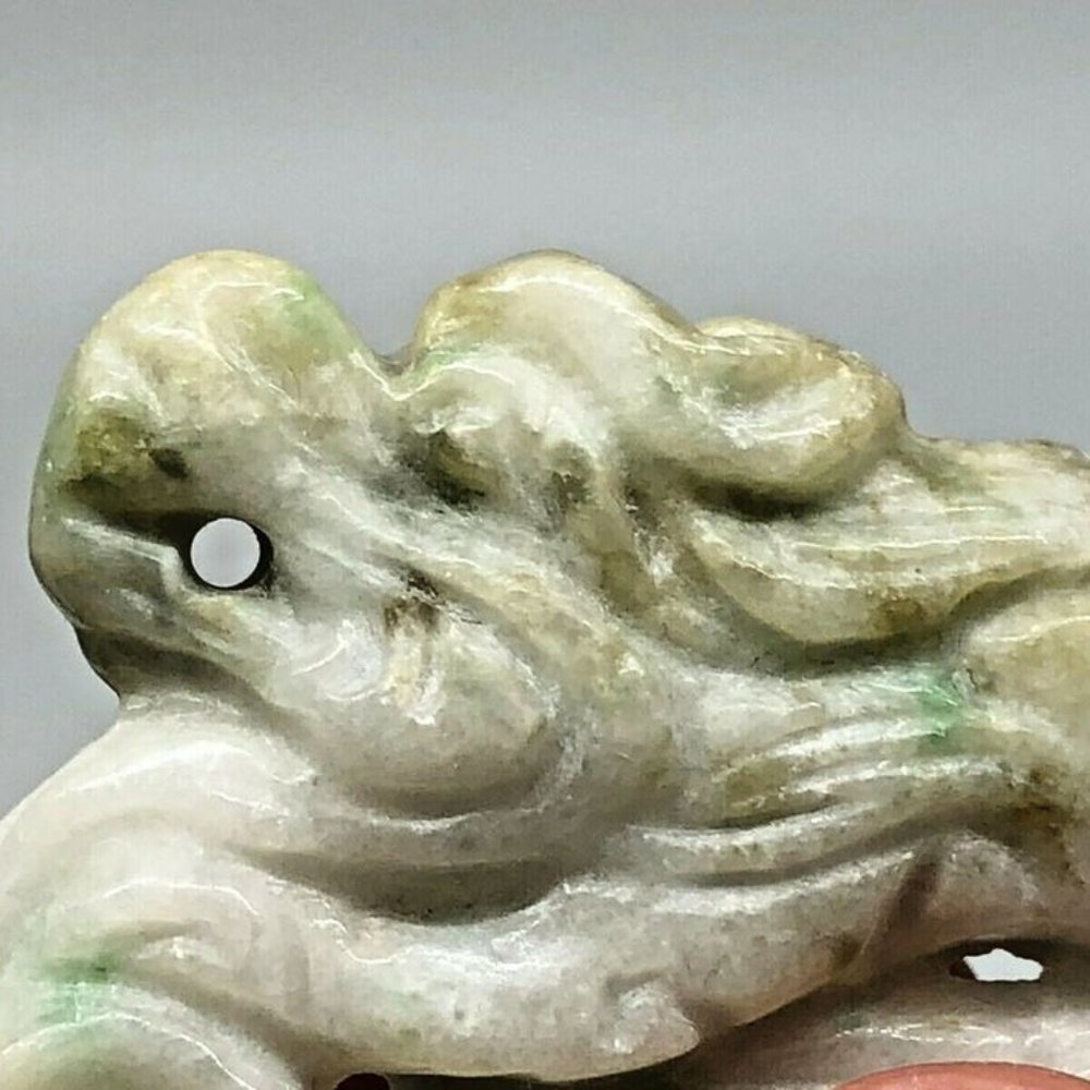 ANTIQUE SUPERB CHINESE JADE BEAST PENDANT